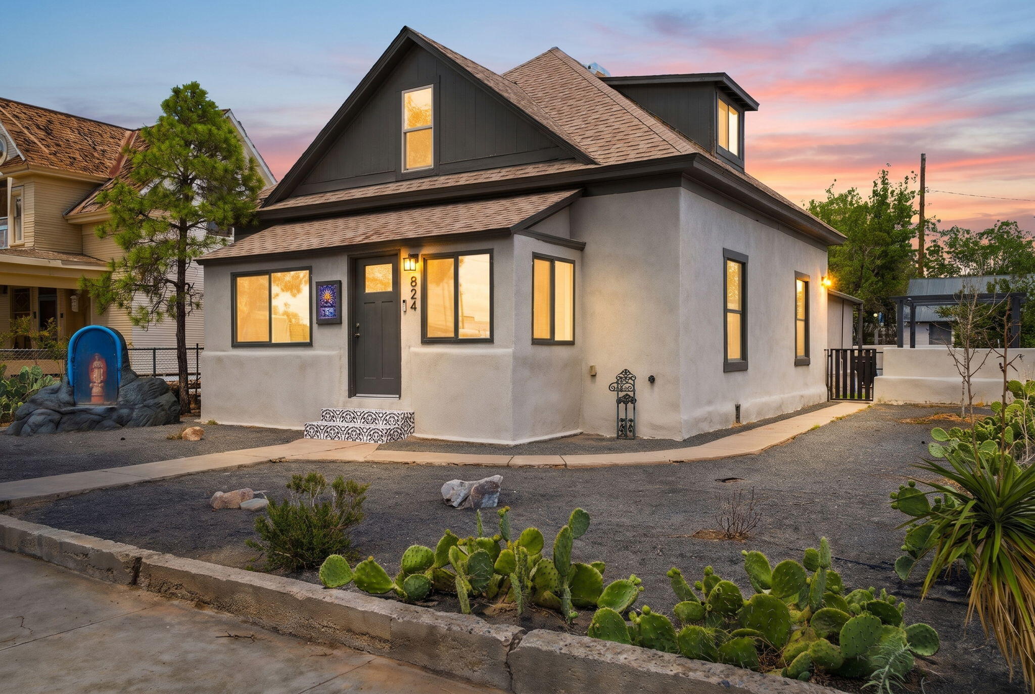 824 Arno Street, Albuquerque NM 87102