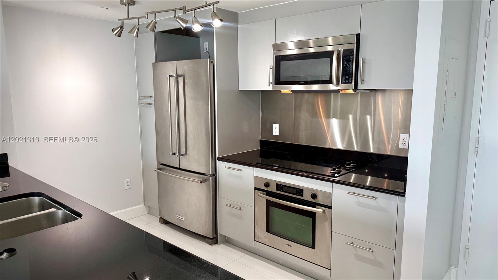50 Biscayne Condo