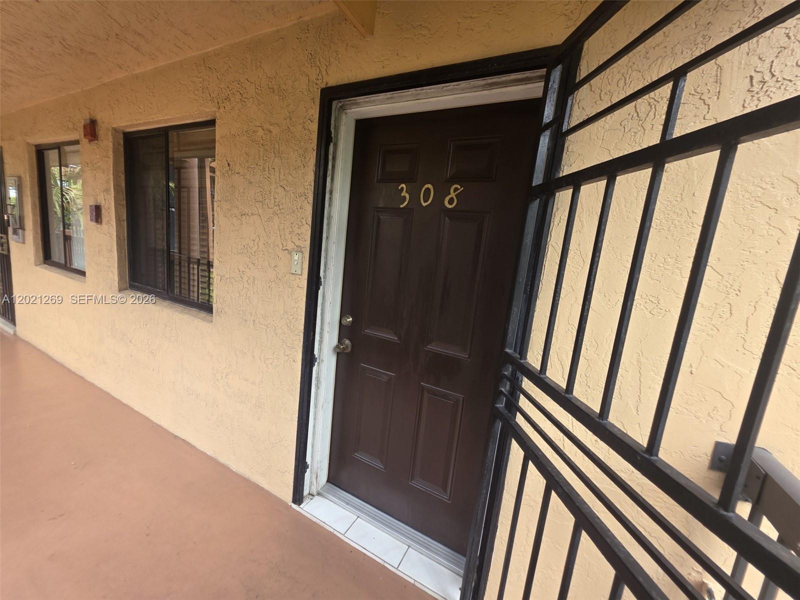 Property photo # 9