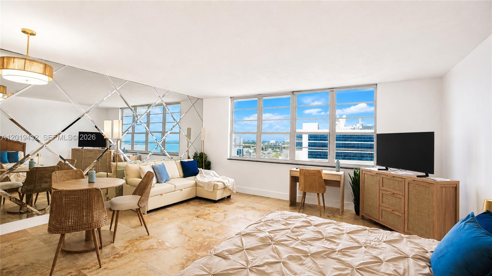 The Decoplage Condo