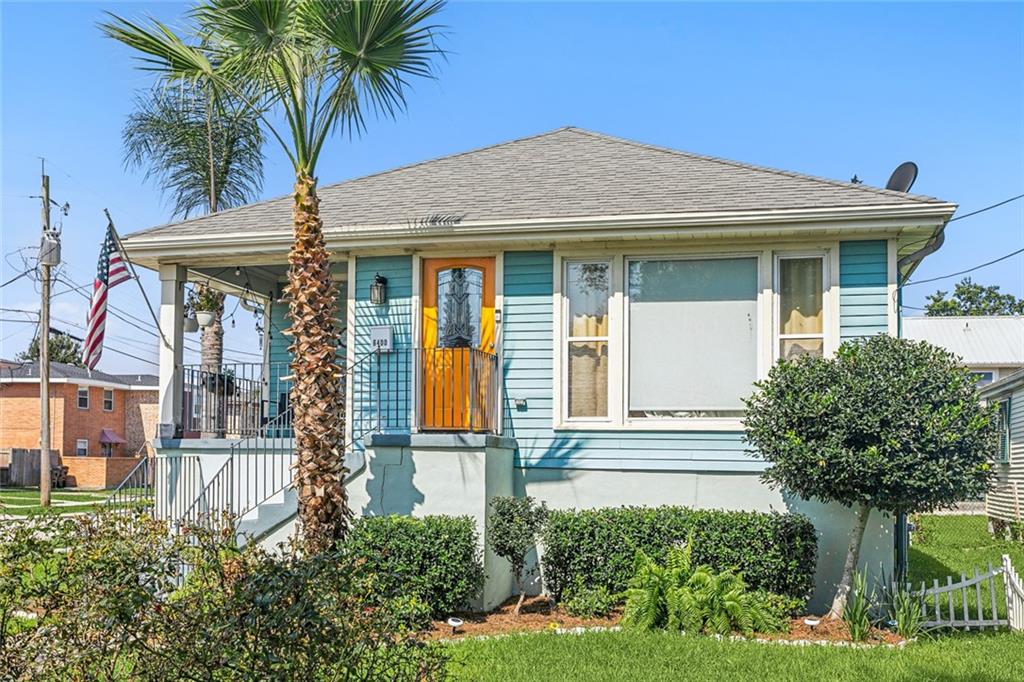 Homes for sale in New Orleans, LA | 6400 Painters St, New Orleans, LA 70122 | MLS# 2558746