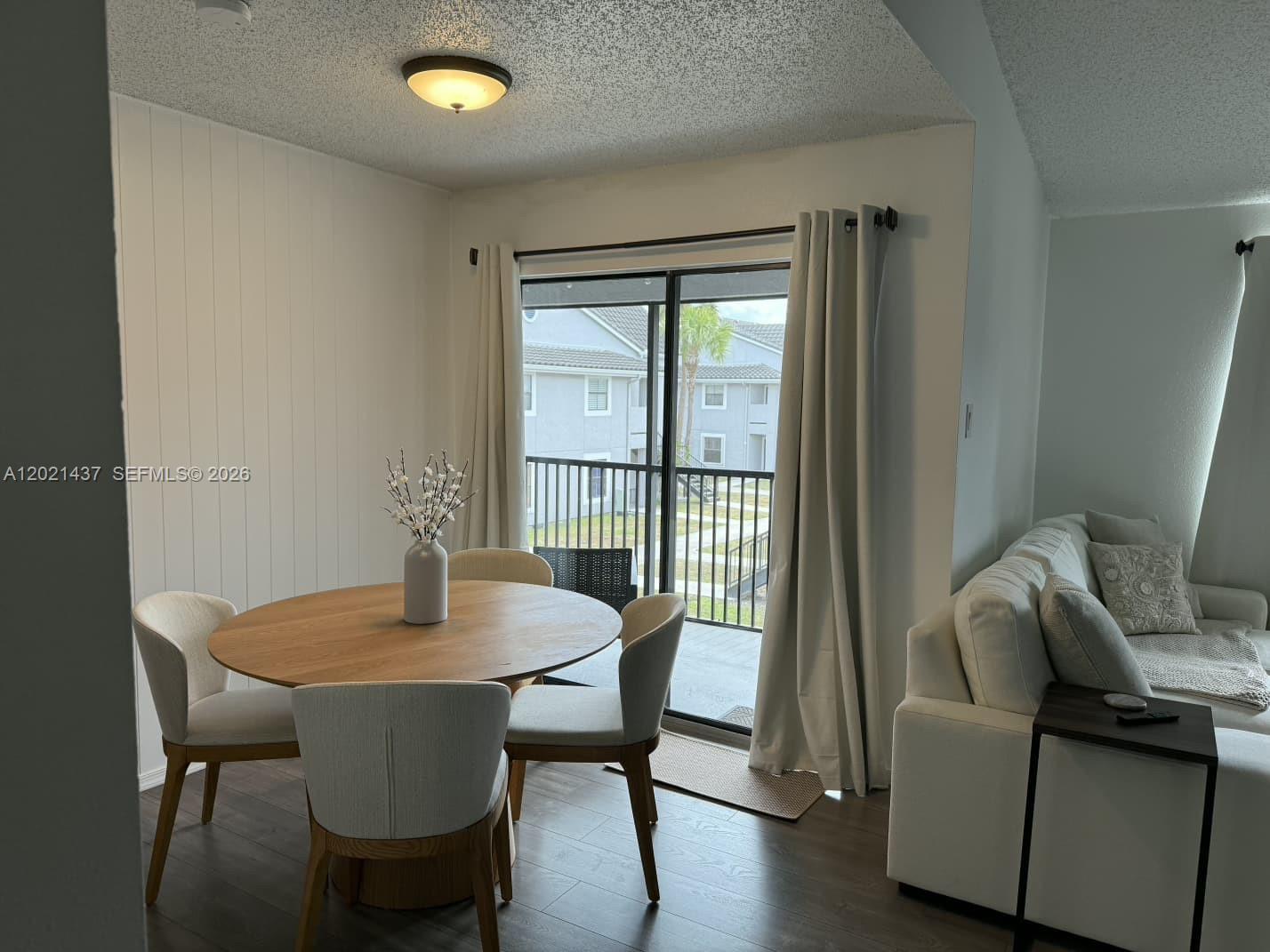 Property photo # 4