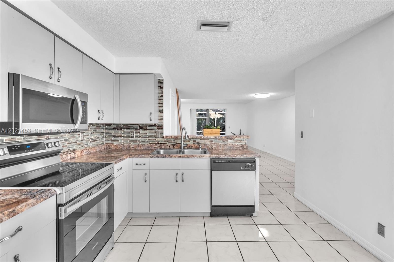 Property photo # 4