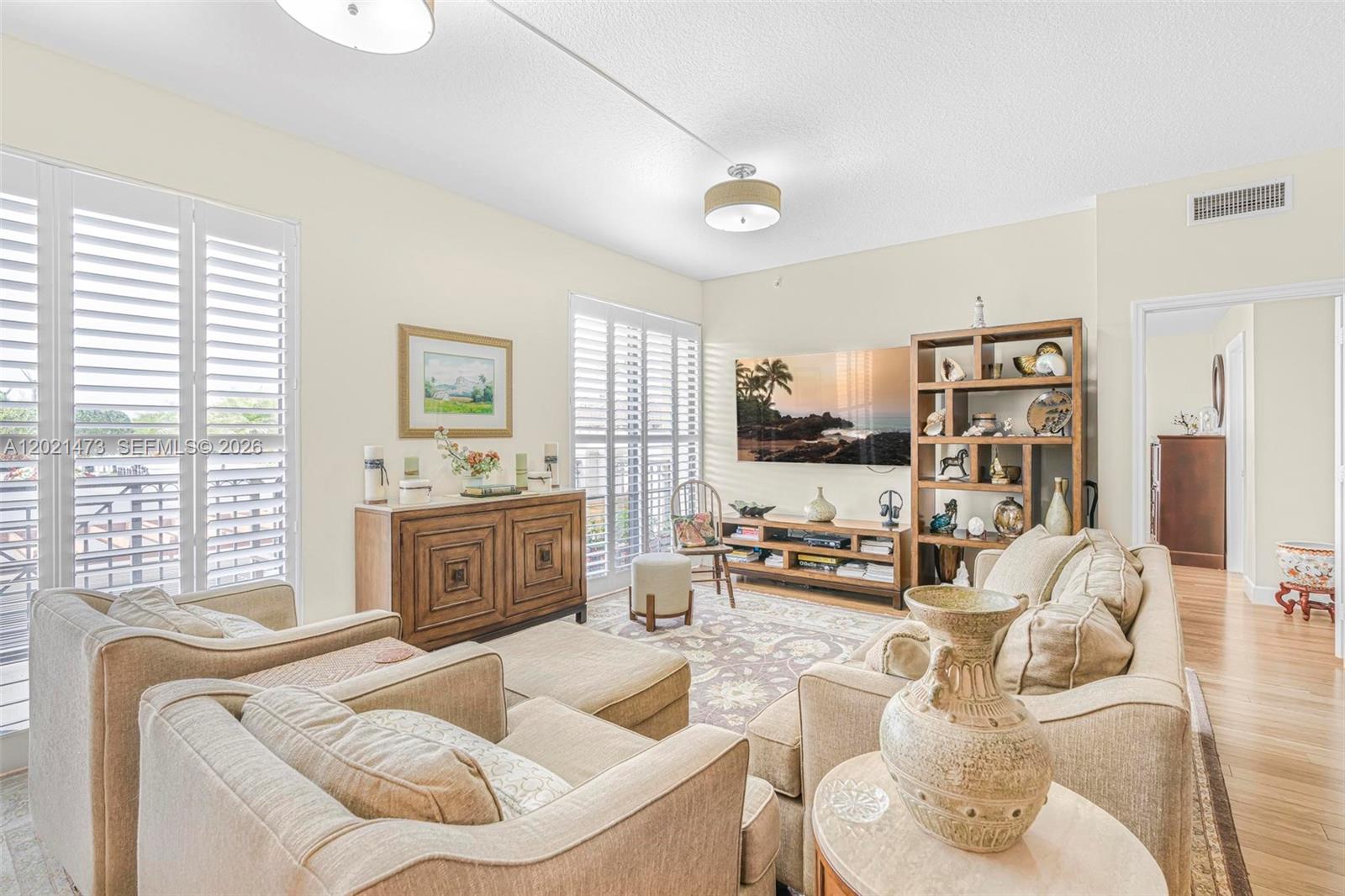 Property photo # 8