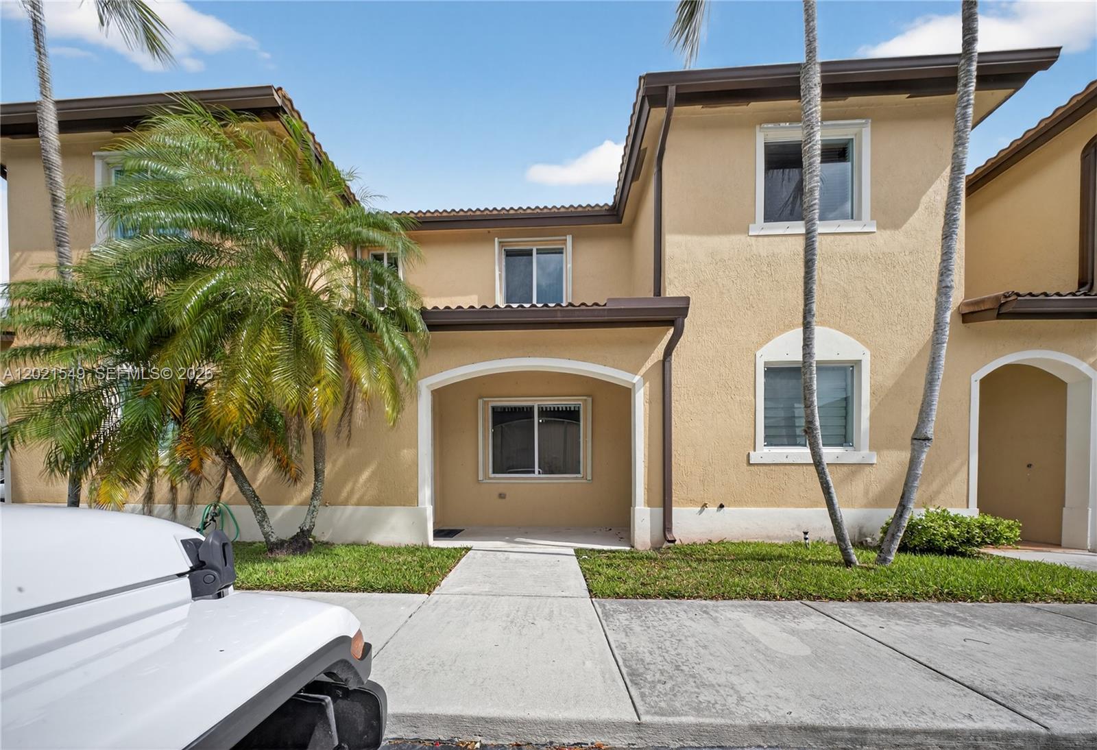 Property photo # 0