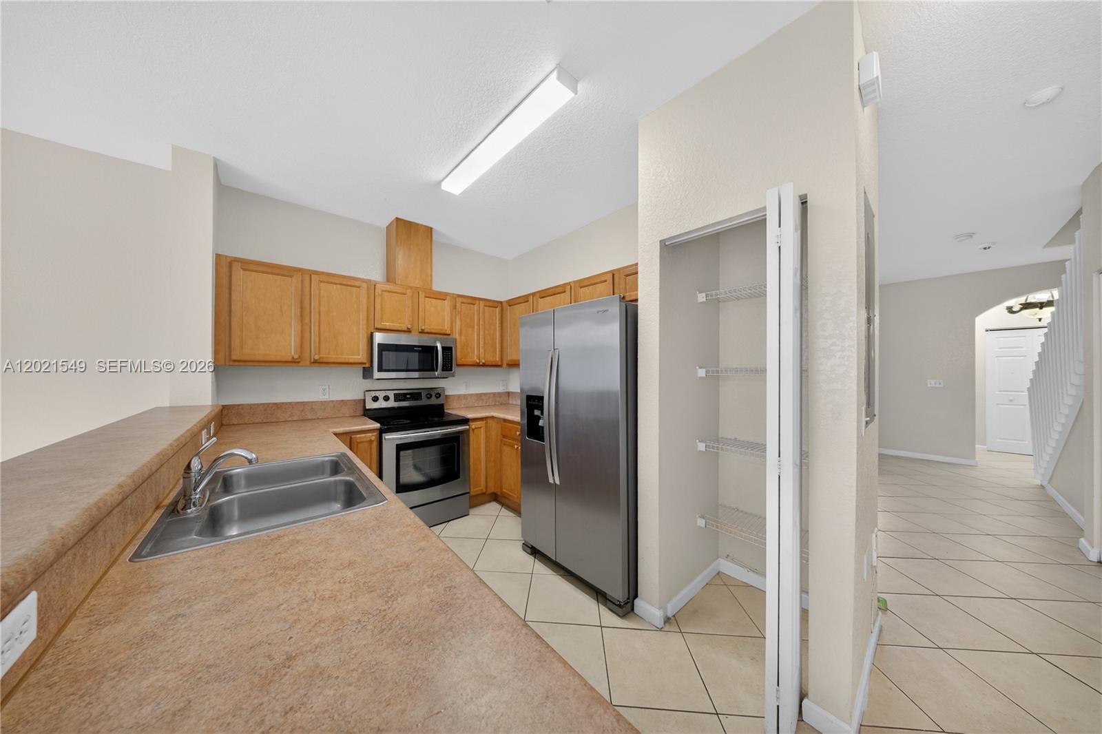 Property photo # 6