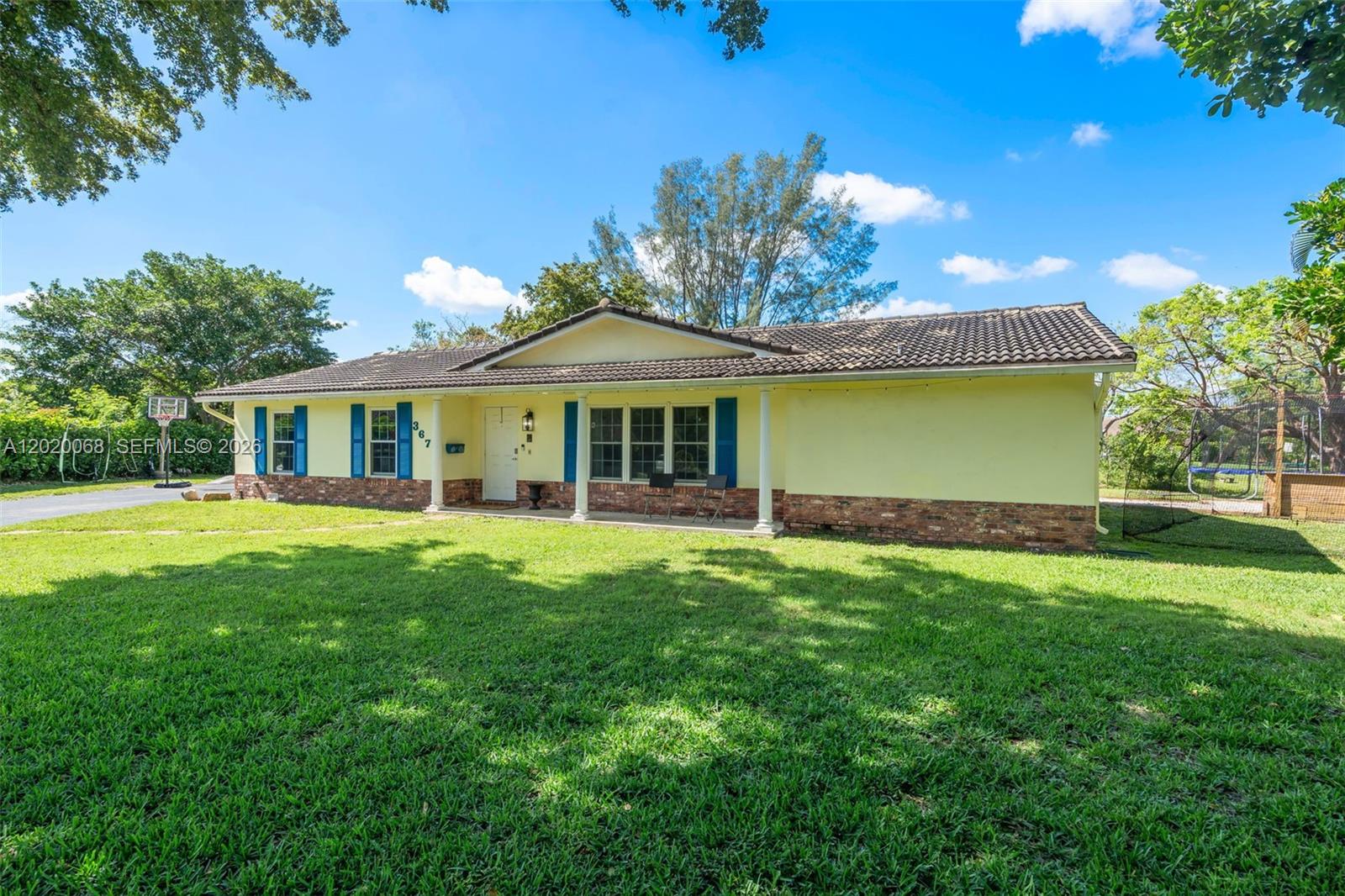 Clusters Coral Springs