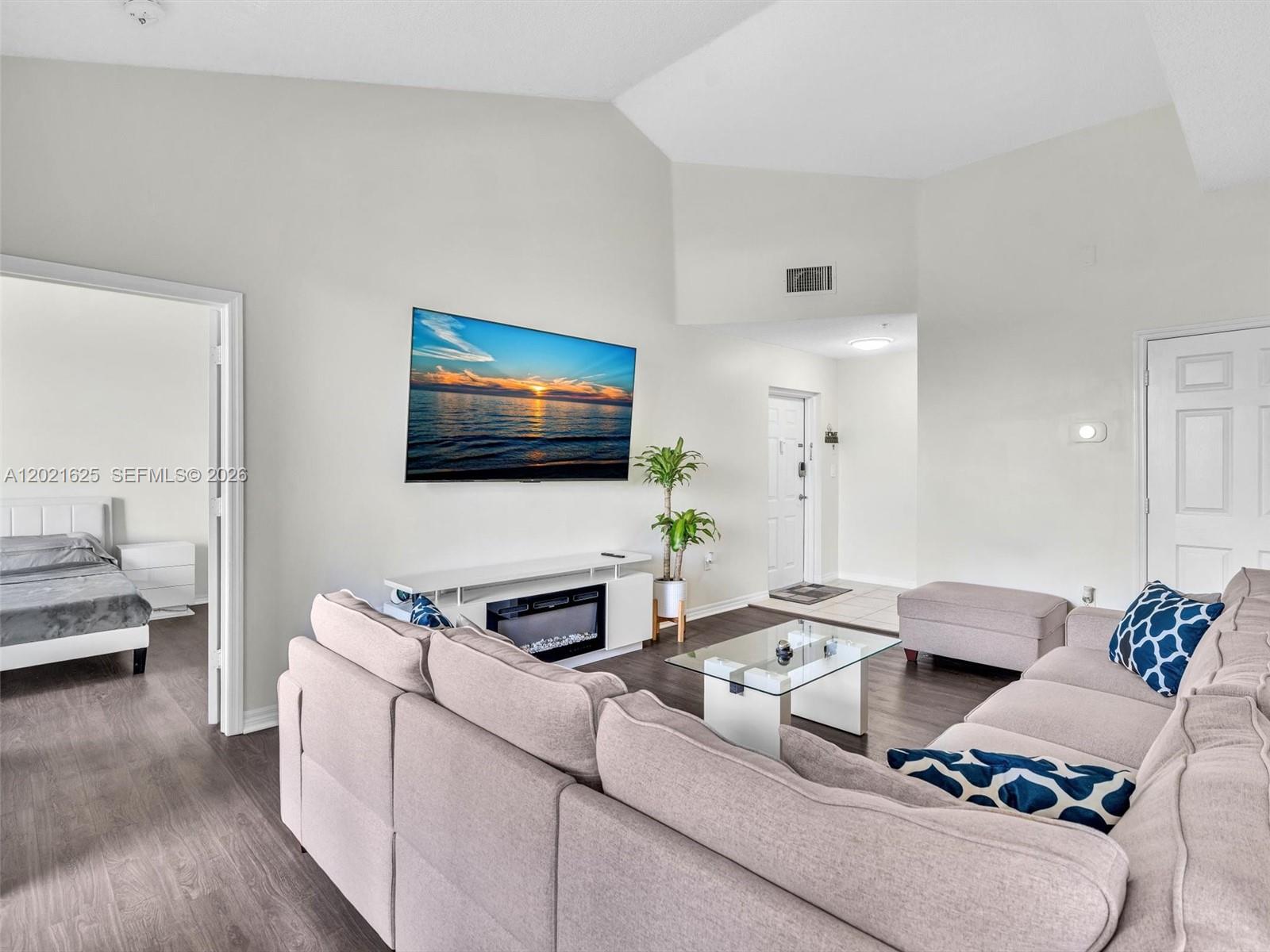 Property photo # 6
