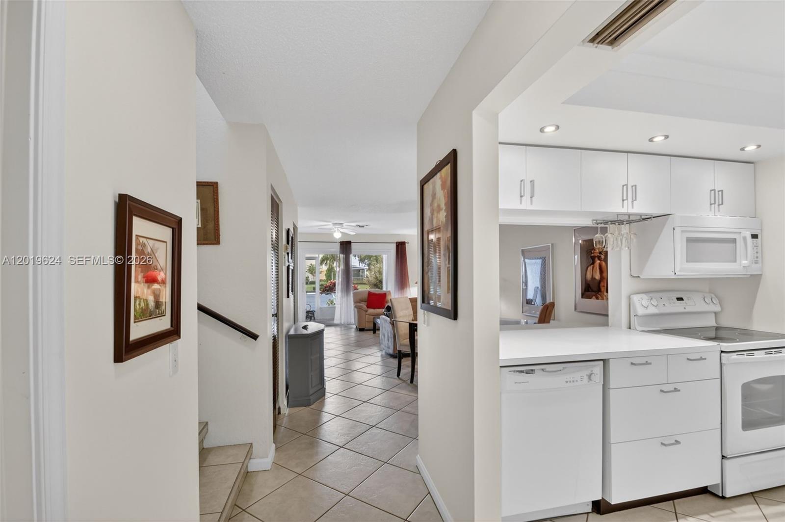 Homes for sale in Hypoluxo, FL | 341 Waterside Dr #341, Hypoluxo, FL 33462 | MLS# A12019624