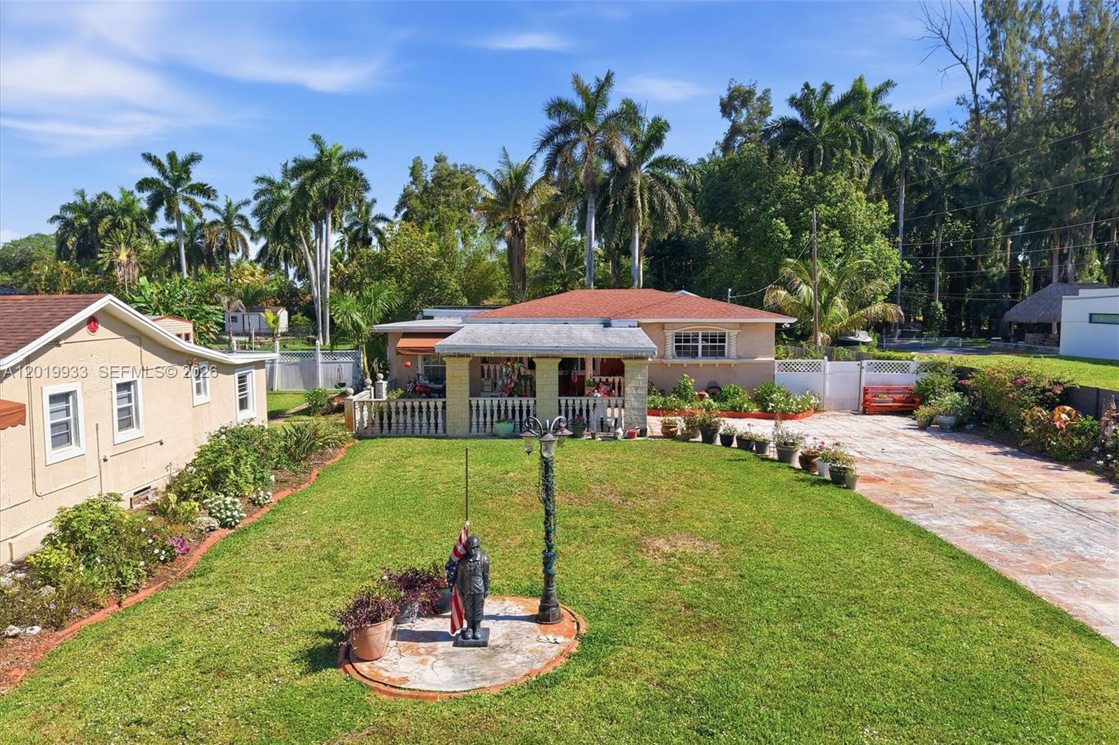 Biscayne Gardens