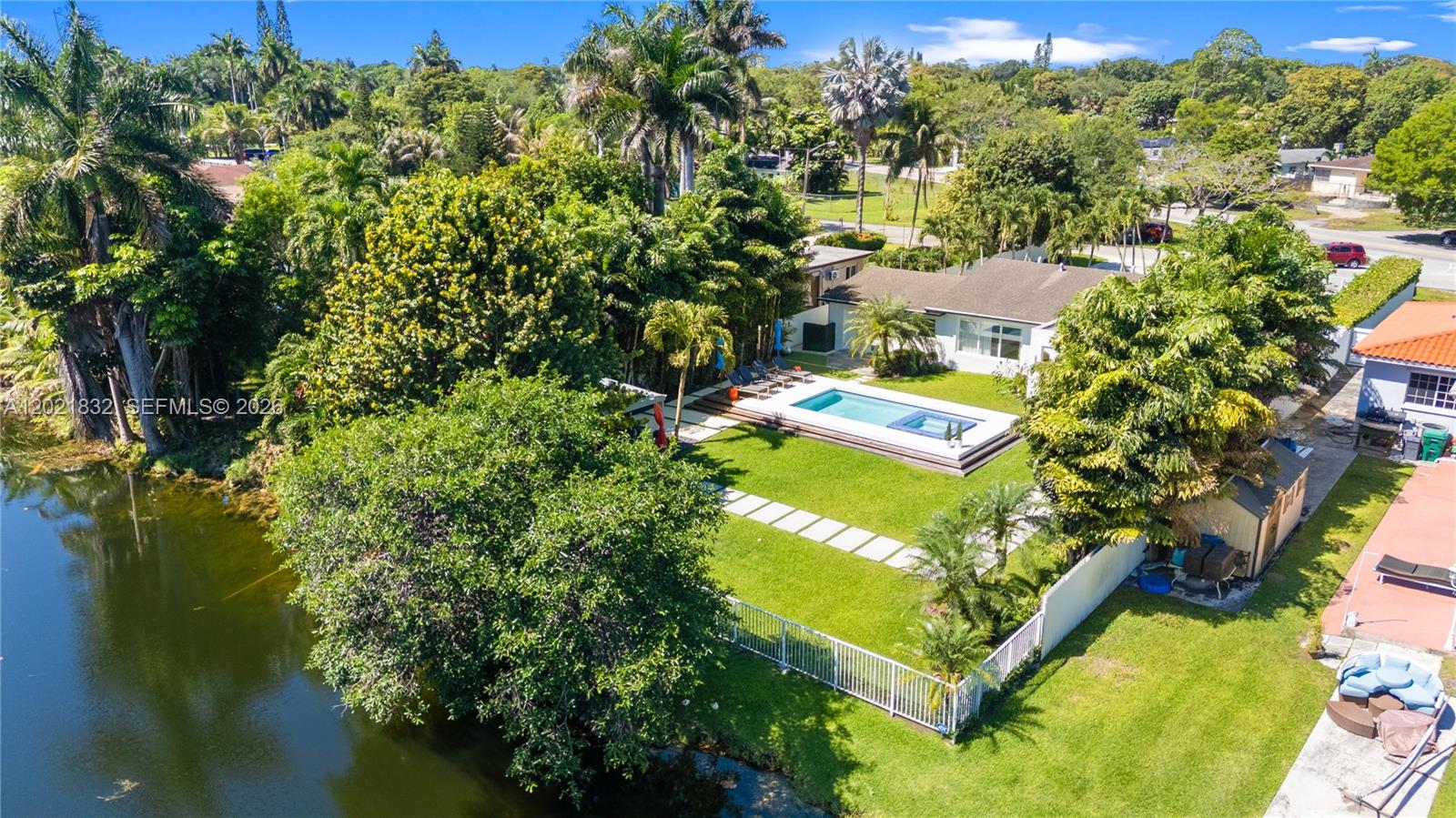 Homes for sale in Miami, FL | 14441 S Biscayne River Rd, Miami, FL 33161 | MLS# A12021832