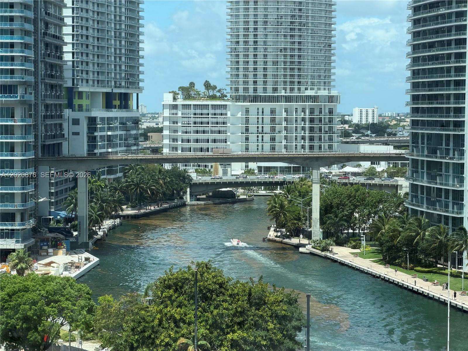 Brickell On The River S T
