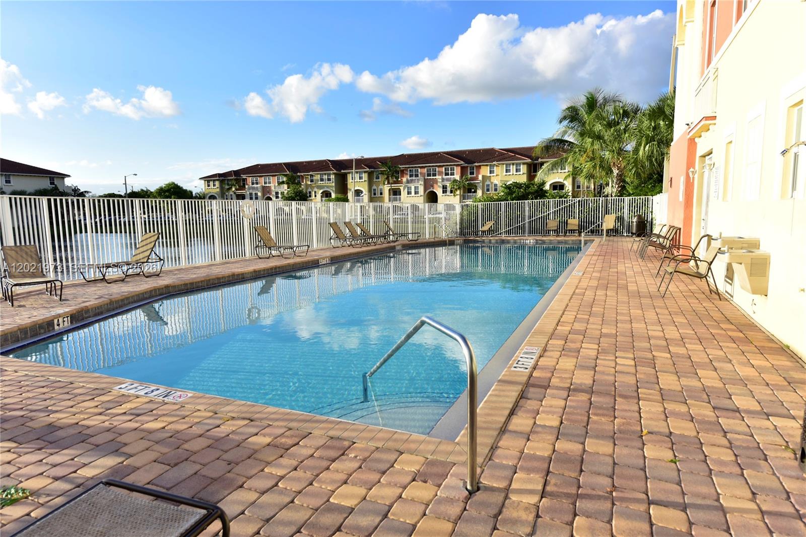 Property photo # 4