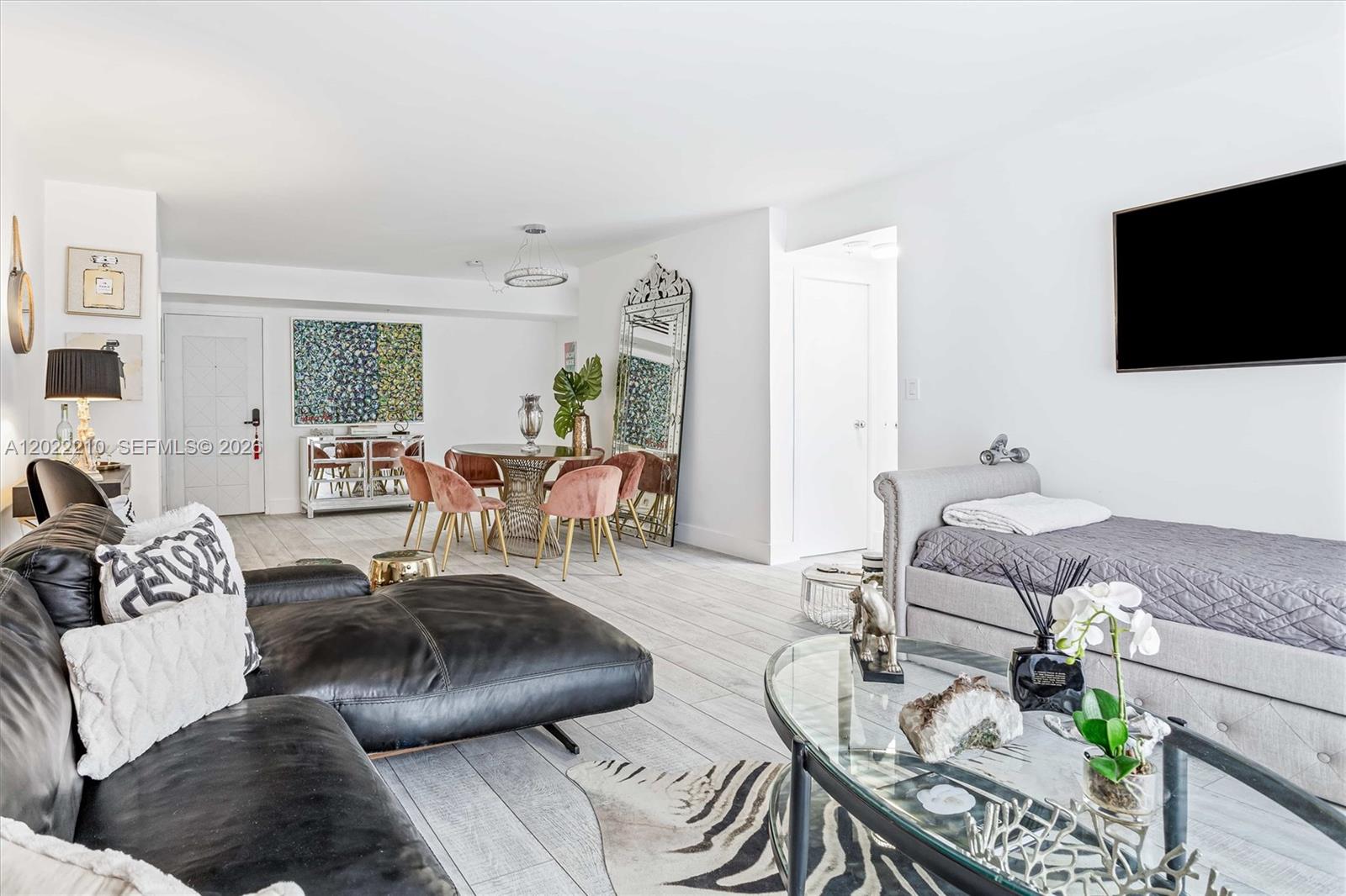 Property photo # 4