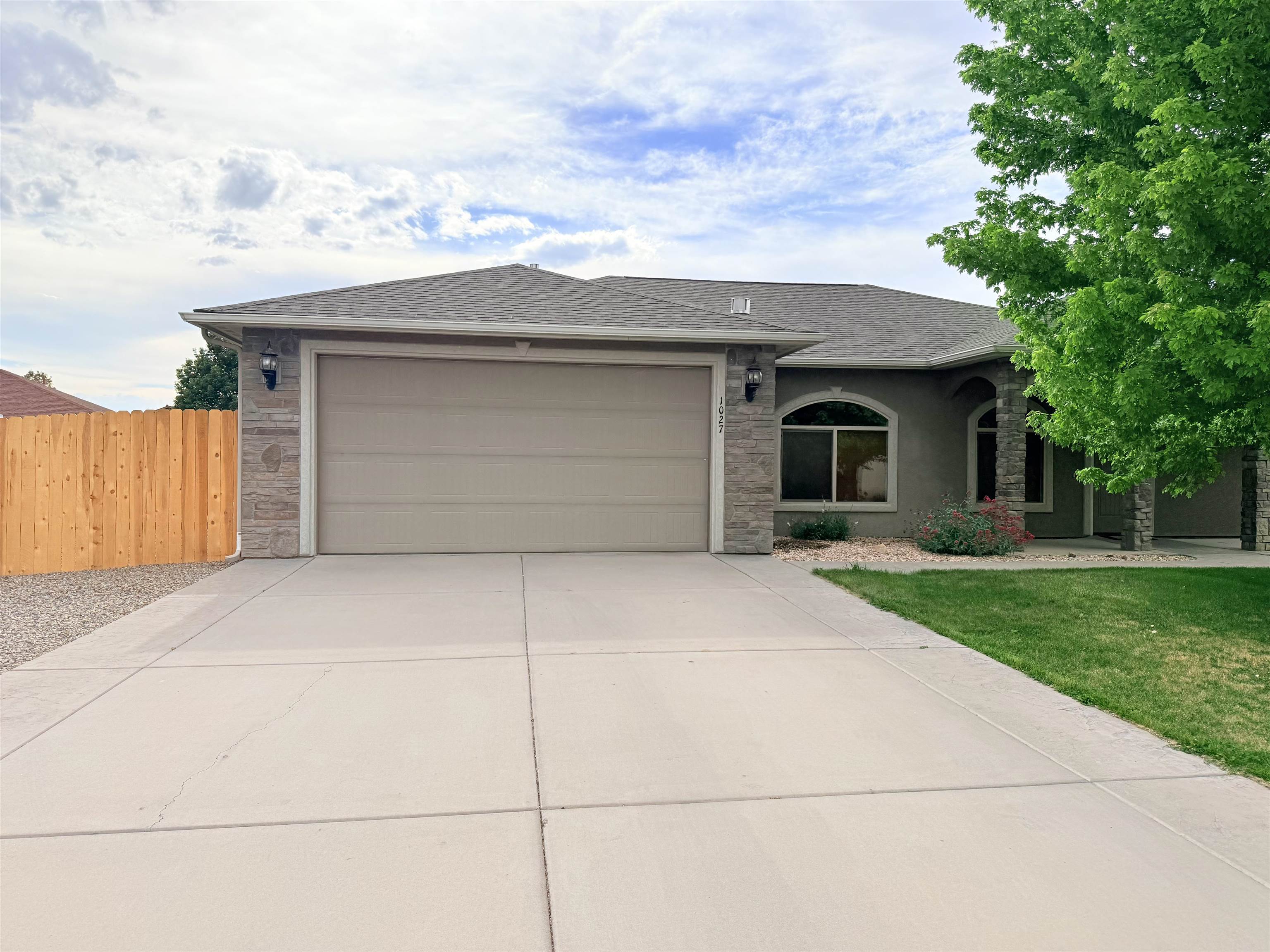 1027 Chinle Court