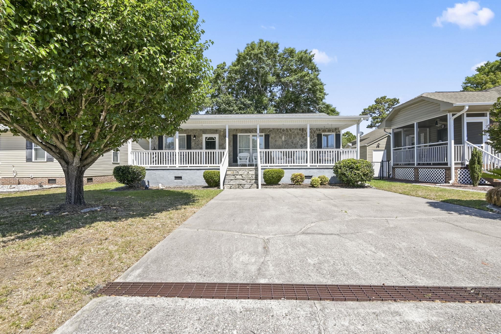 833 Keel Ct. Murrells Inlet, SC 29576