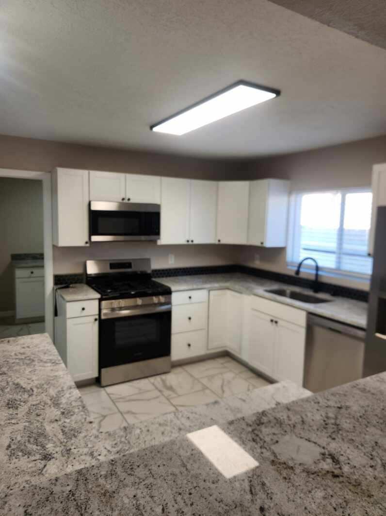 2014 SOMERVELL STREET NE, ALBUQUERQUE, NM 87112  Photo 10