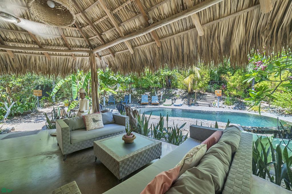  bed Property For Sale in Santa Cruz, Guanacaste - 1