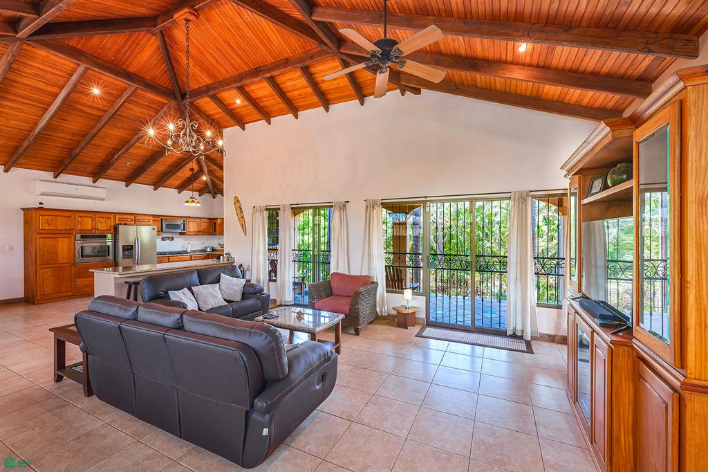 3 bed Single Family Homes For Sale in Veinticiete de Abril, Guanacaste - 1
