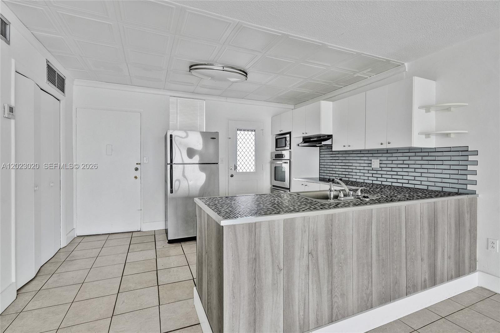 Property photo # 6