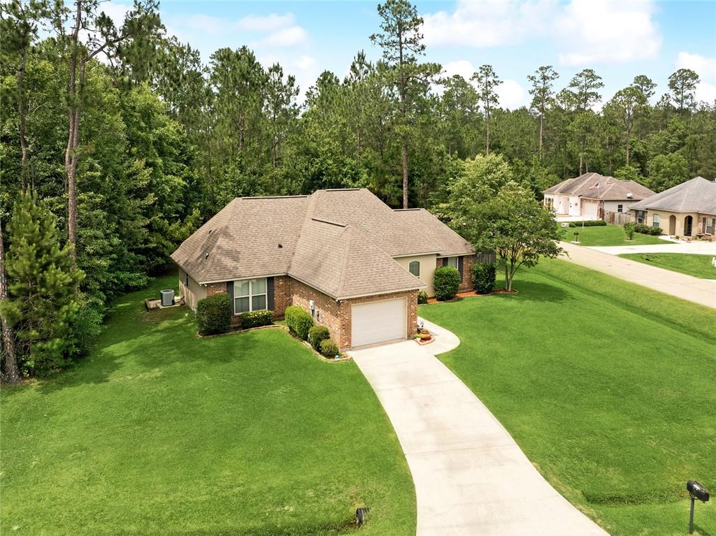 Homes for sale in Covington, LA | 800 Signet Ct, Covington, LA 70435 | MLS# 2557921