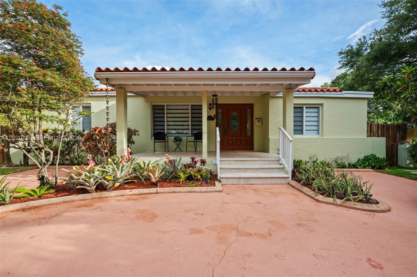 Homes for sale in Miami Springs, FL | 10 S Melrose Dr, Miami Springs, FL 33166 | MLS# A12020755