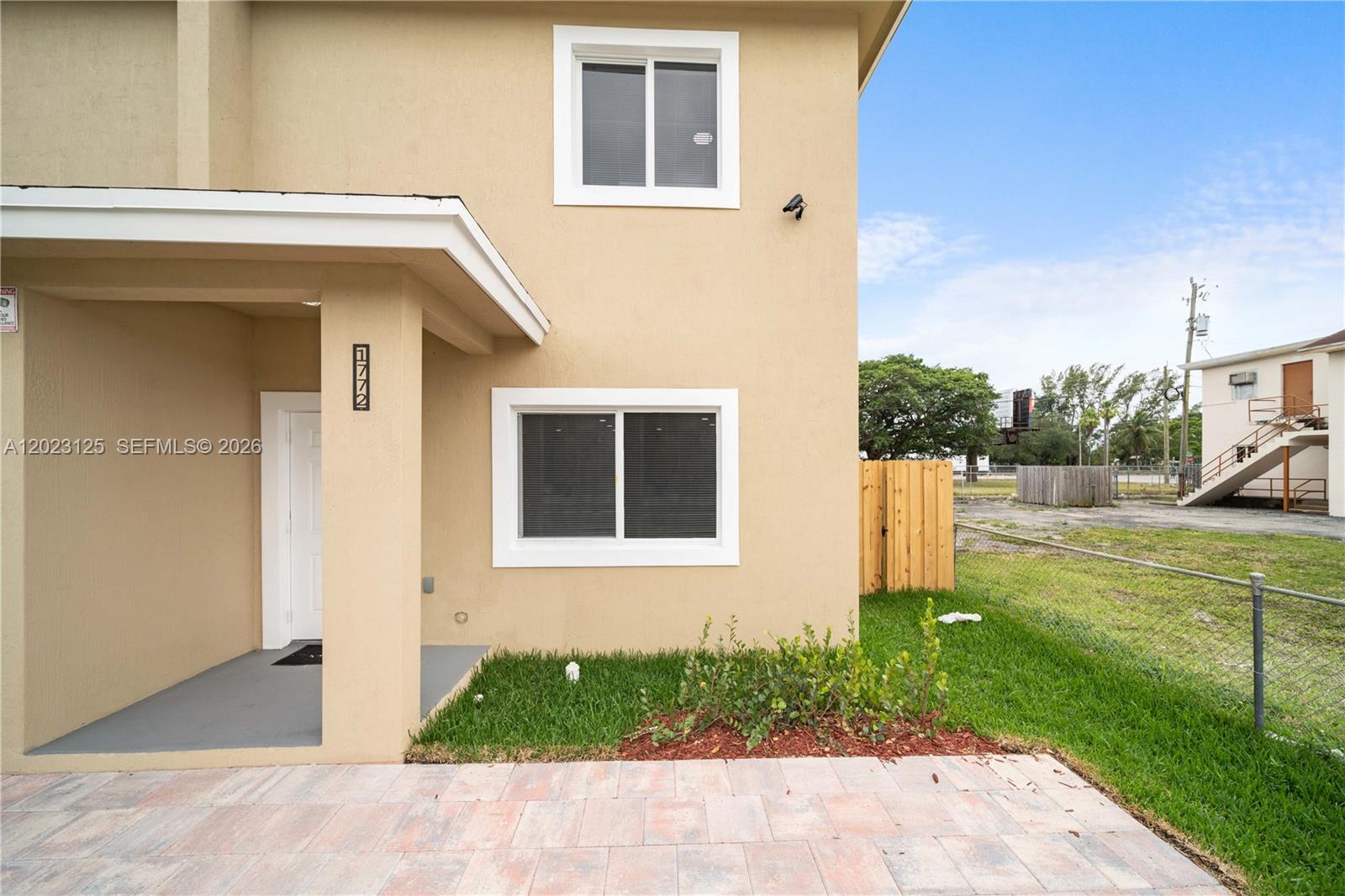 Property photo # 9