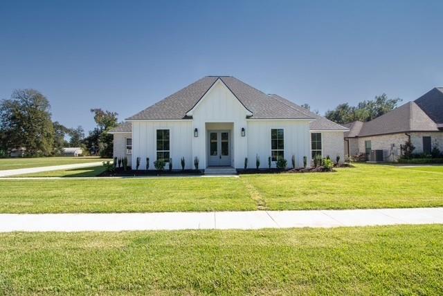 Photo 3 of Single family home for sale at 147 River Pl Dr, Hahnville, LA 70057 | MLS# 2558814 | Listing updated on 2026-10-16