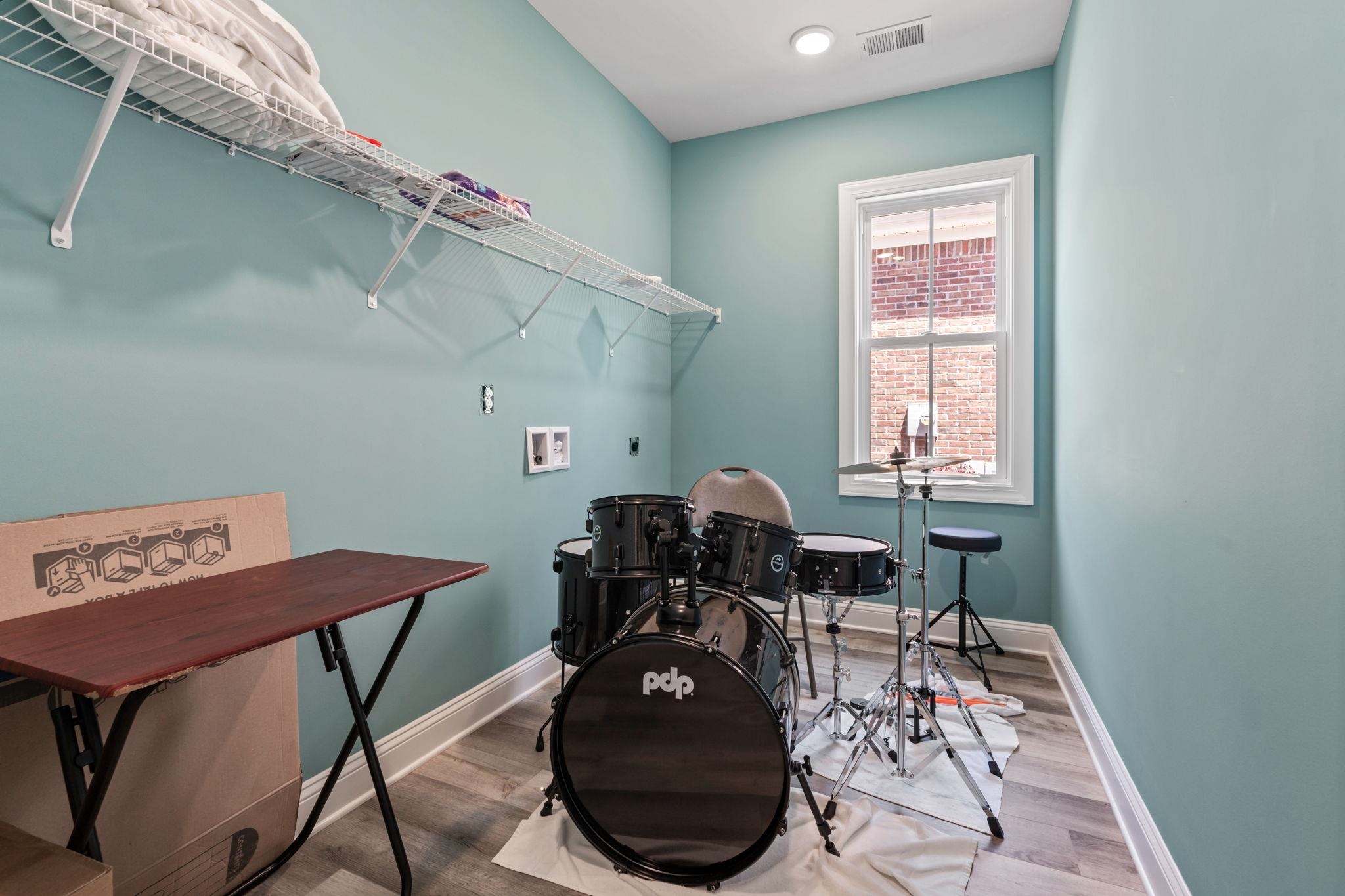 2613110 | Photo 21