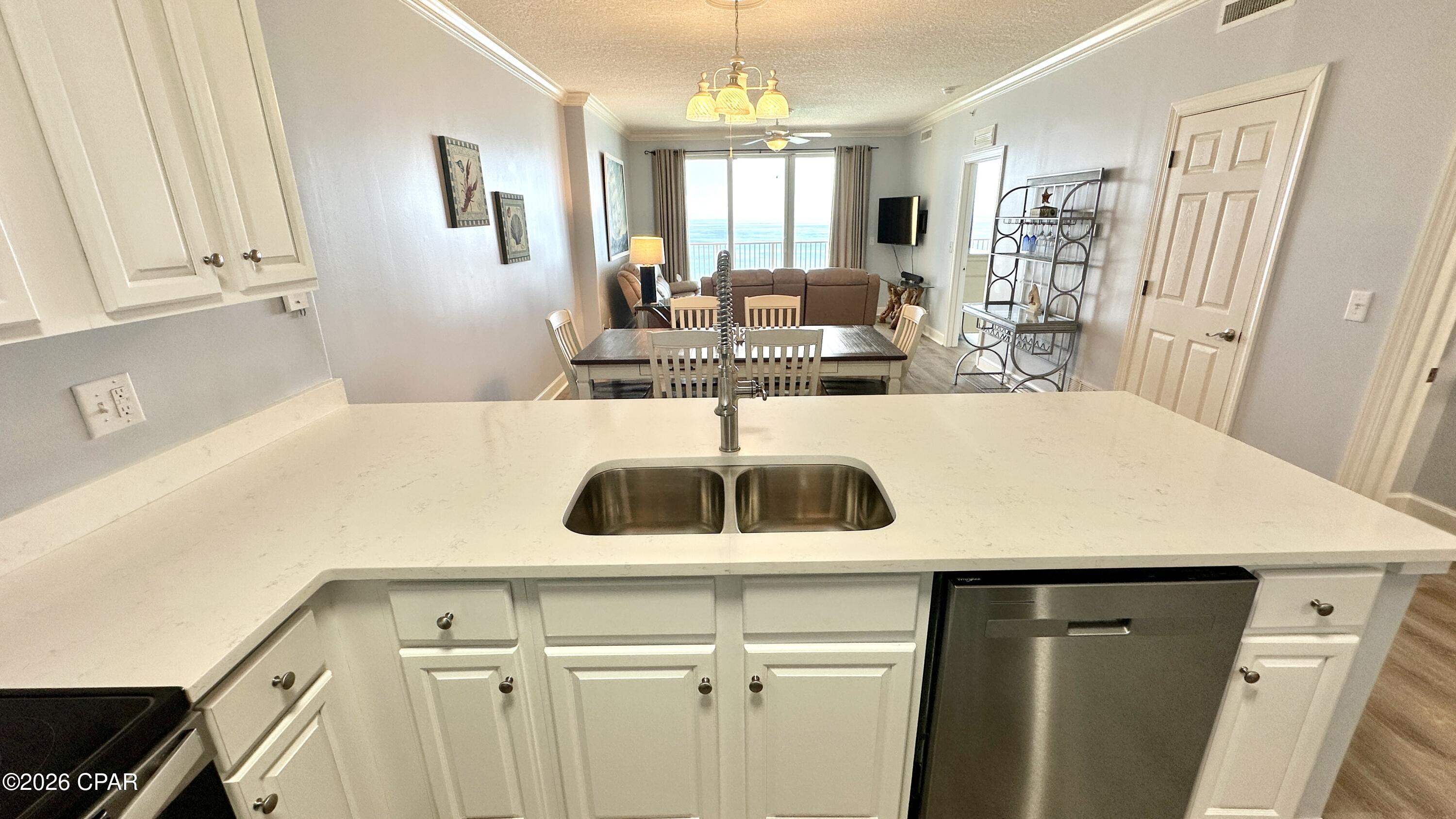17643 Front Beach Road 1704