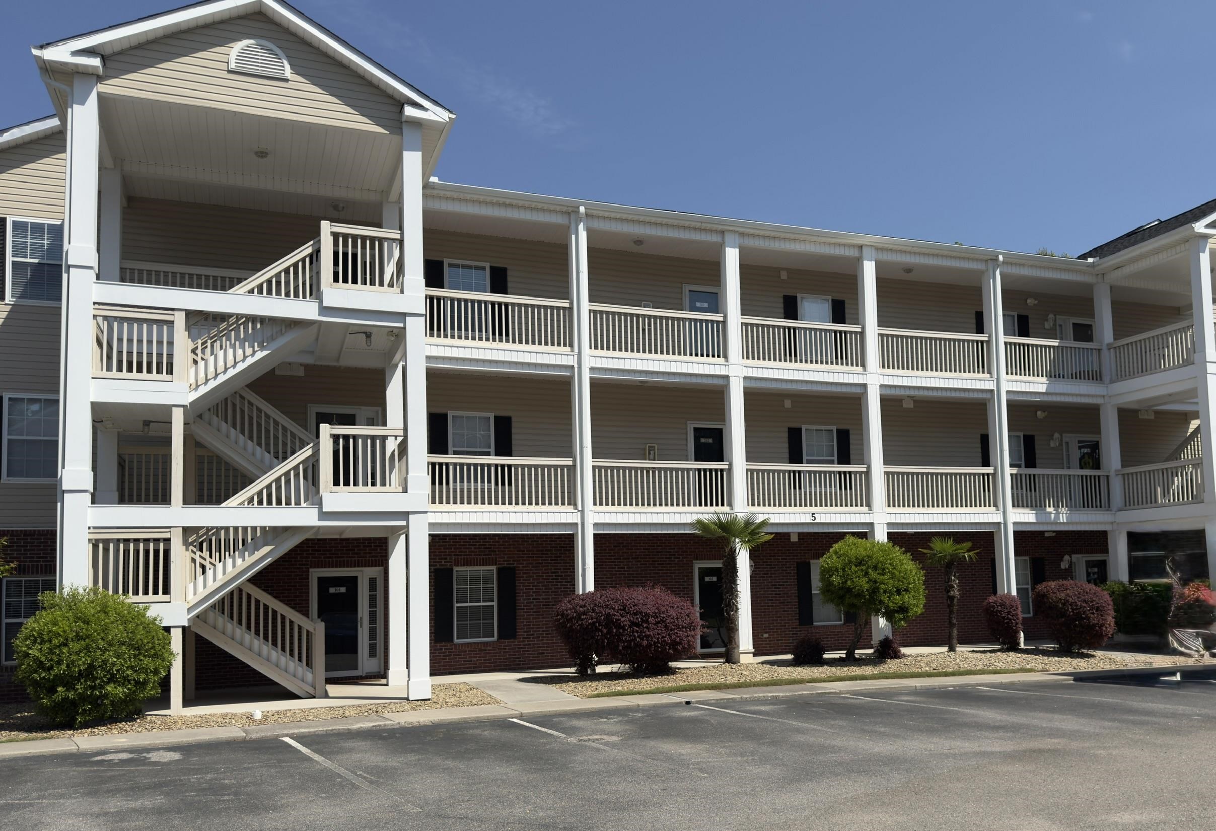 1058 Sea Mountain Hwy. UNIT 5-303 North Myrtle Beach, SC 29582