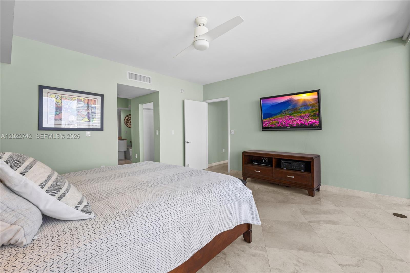Property photo # 6