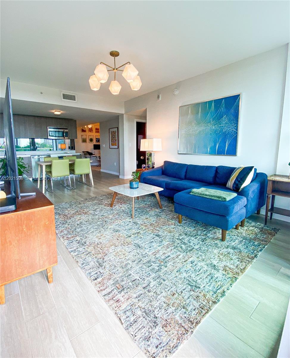 Le Parc At Brickell Condo