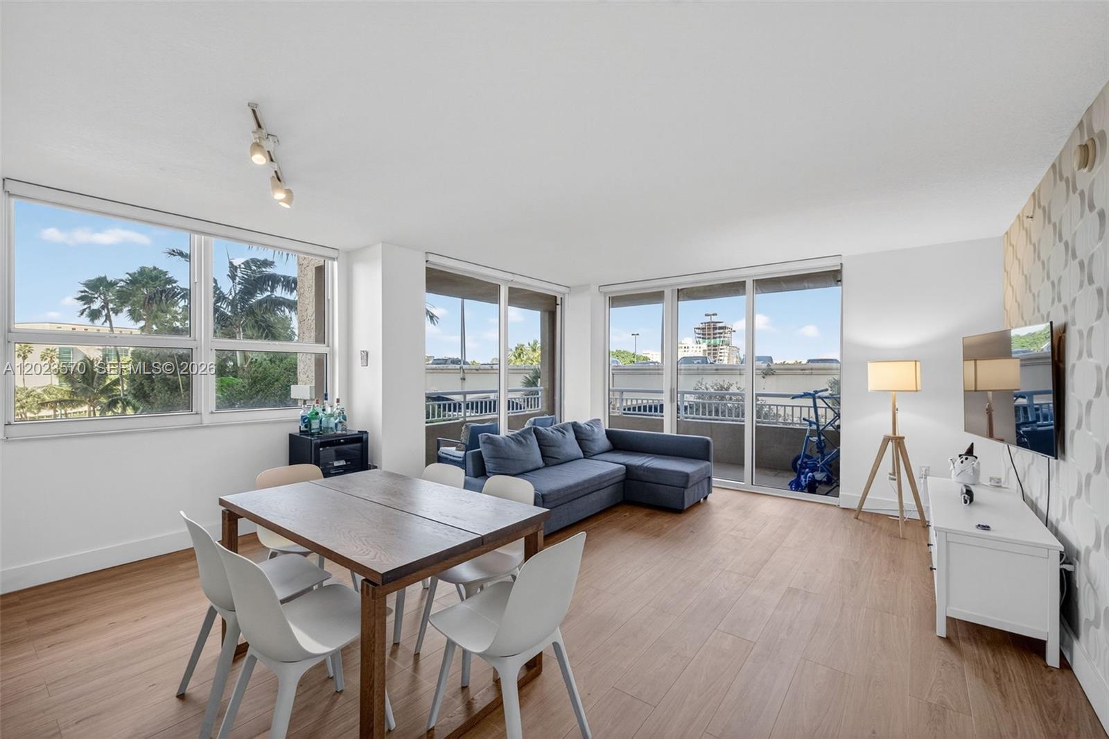 Property photo # 6