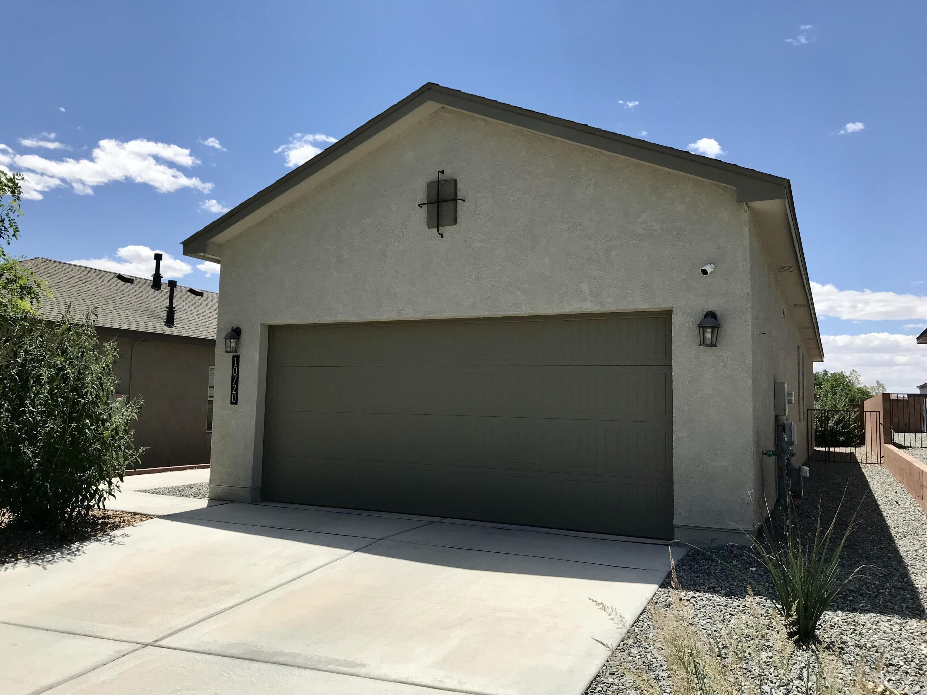 Homes for sale in Albuquerque, NM | 10720 Caresso Loop Sw, Albuquerque, NM 87121 | MLS# 1104021