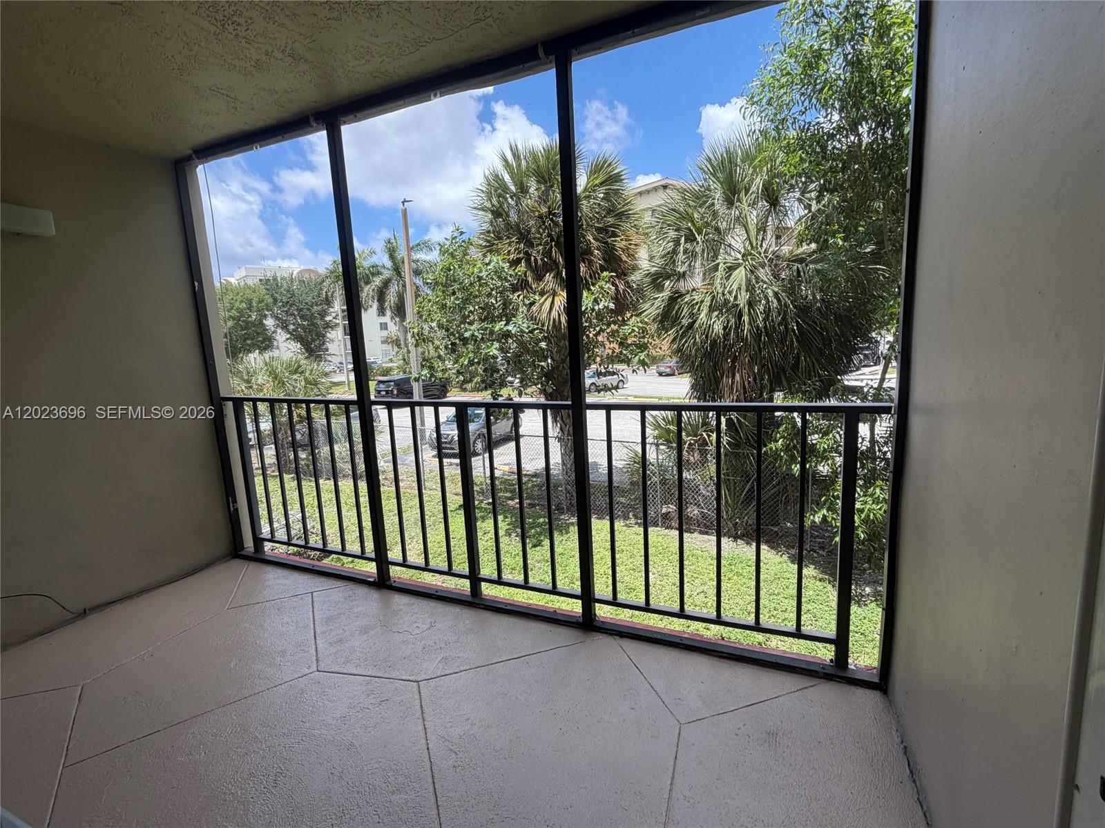 Property photo # 0