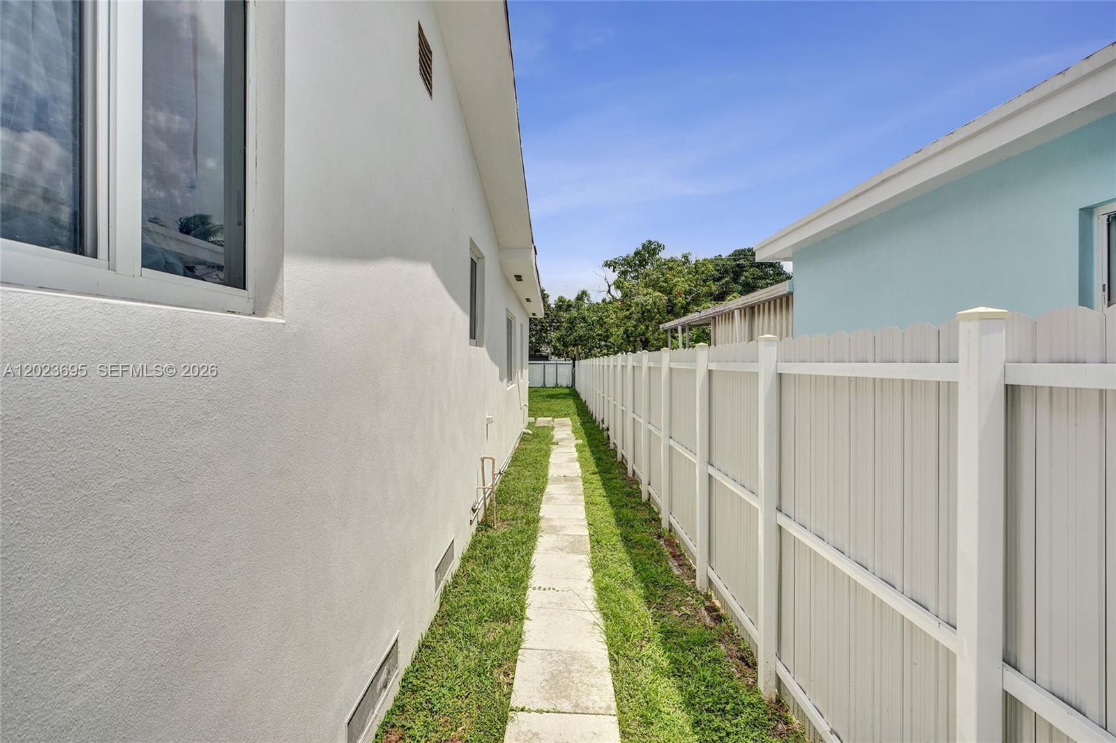 Property photo # 6