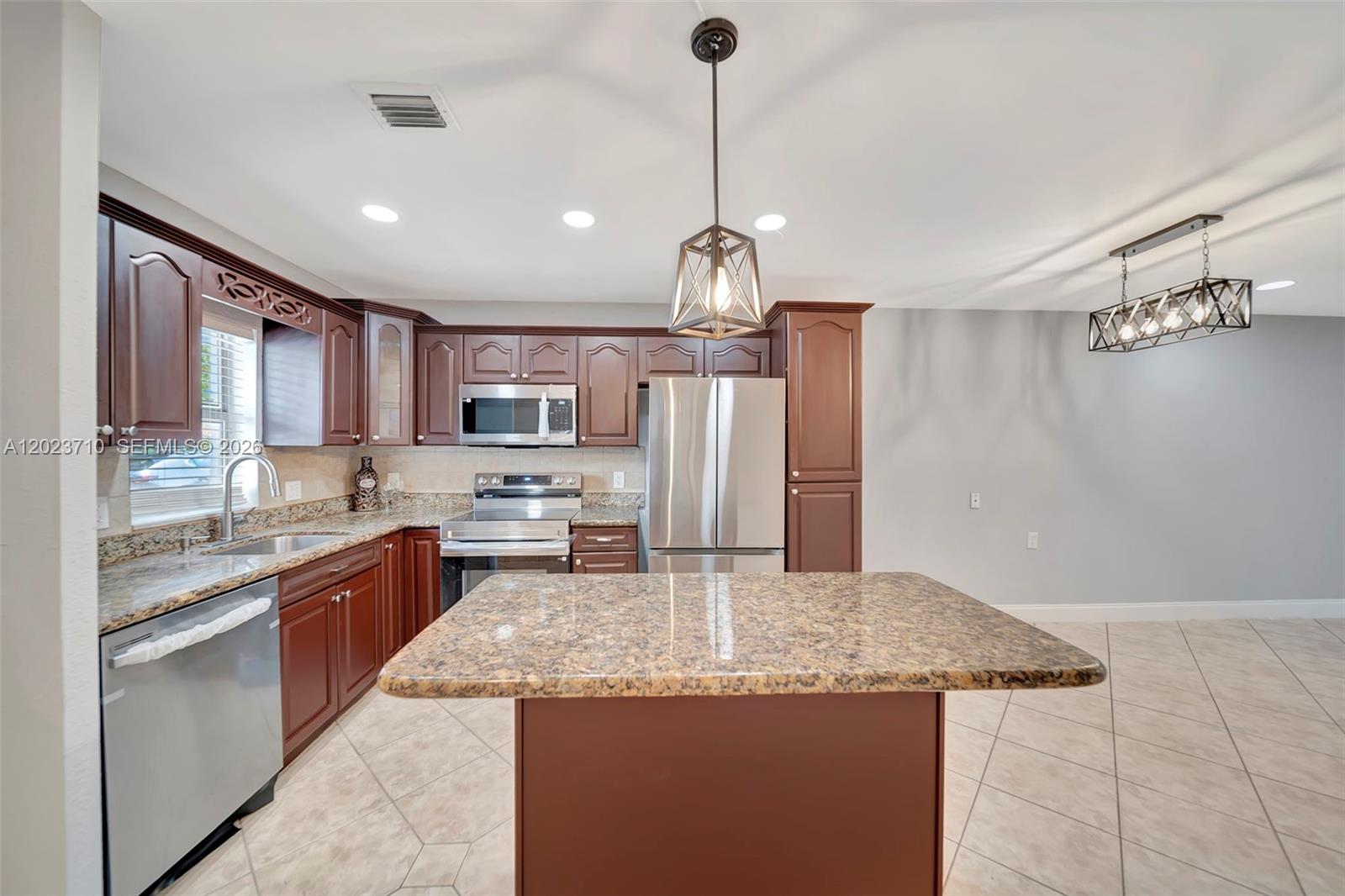 Property photo # 8