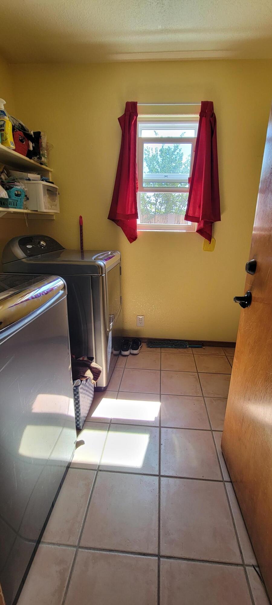 5th image of 1336 Blossom Wood Pl Nw, Albuquerque, NM 87120 | MLS# 1103952