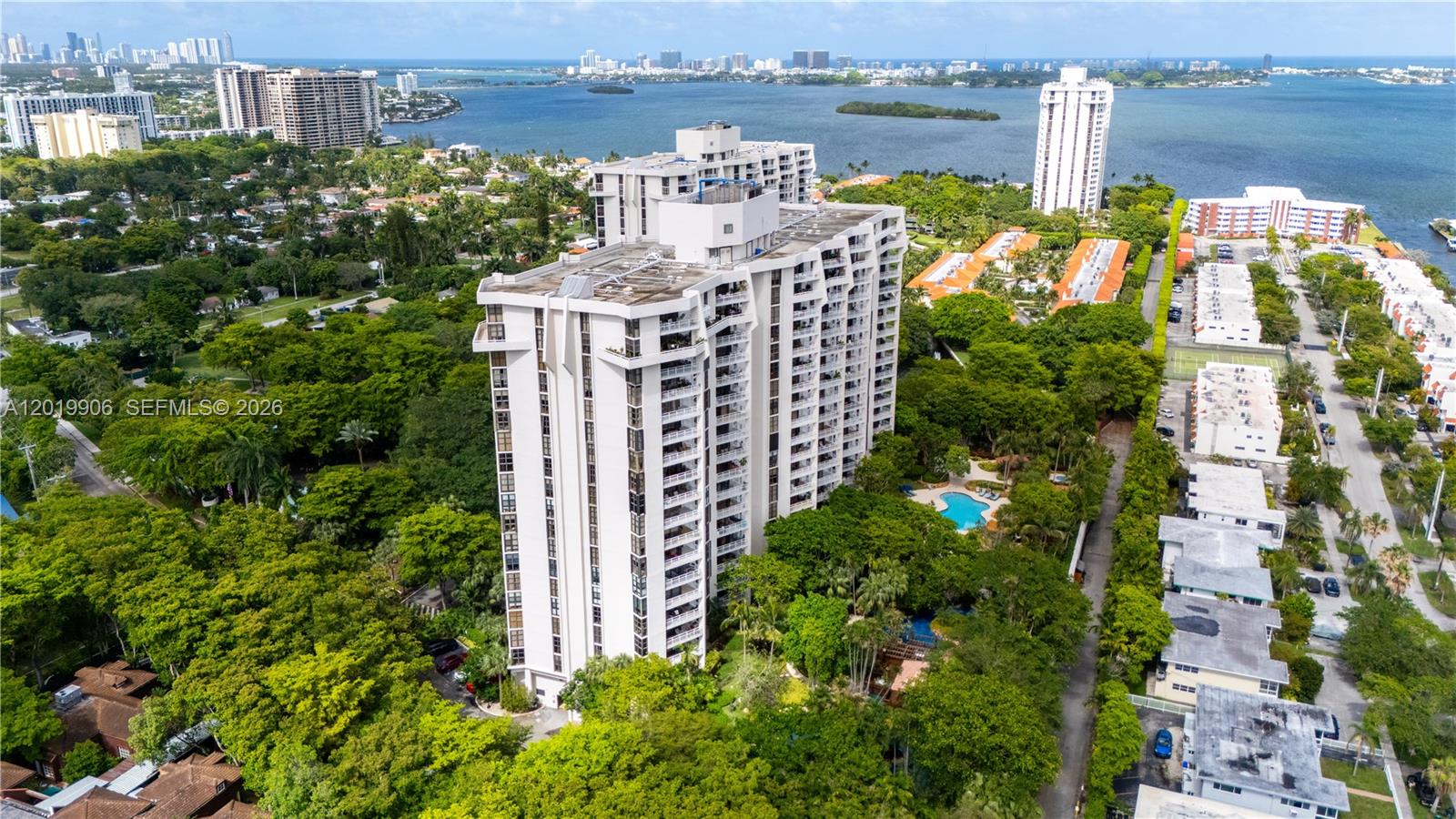 Towers Of Quayside Condo