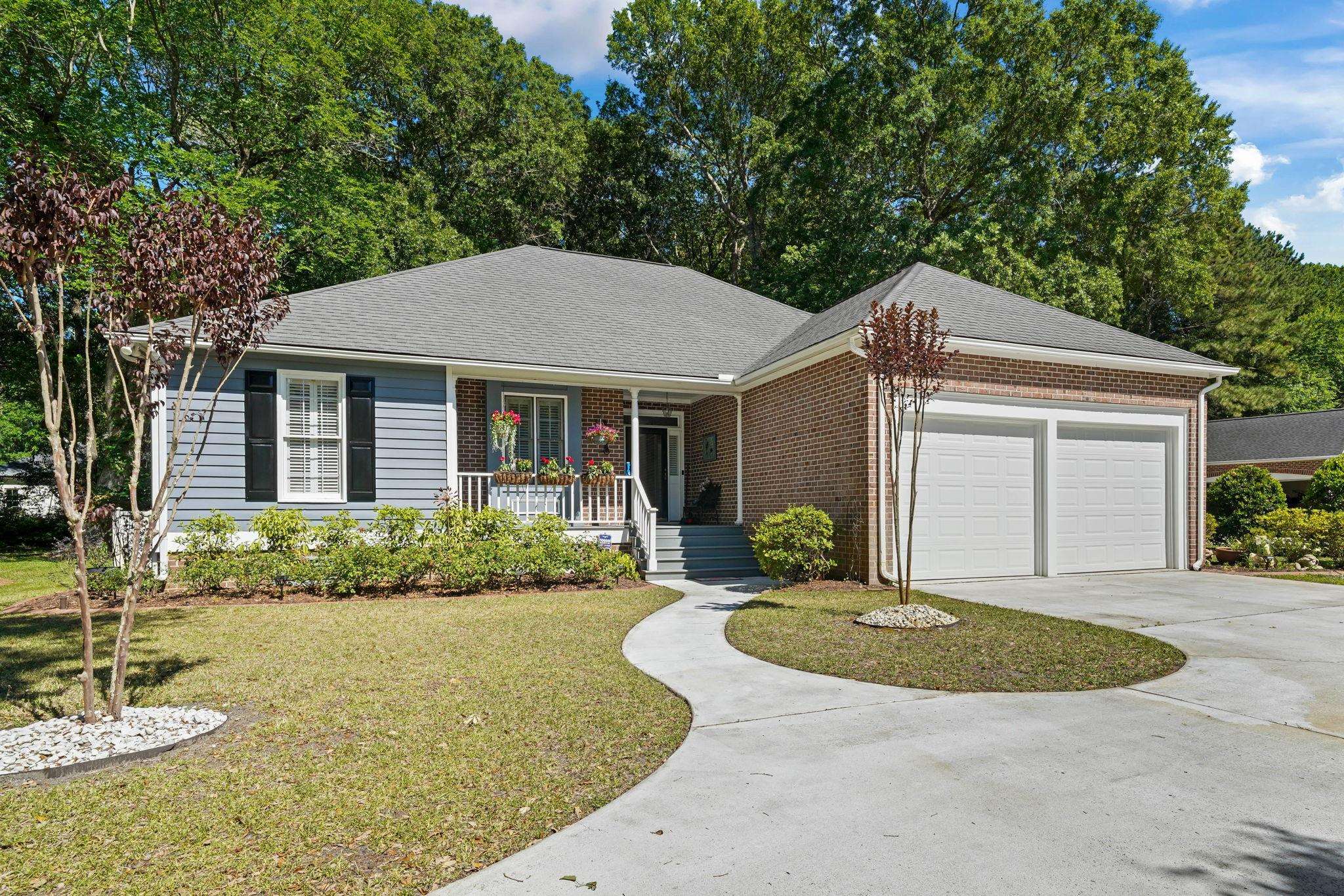 4948 Fulton Pl. Murrells Inlet, SC 29576