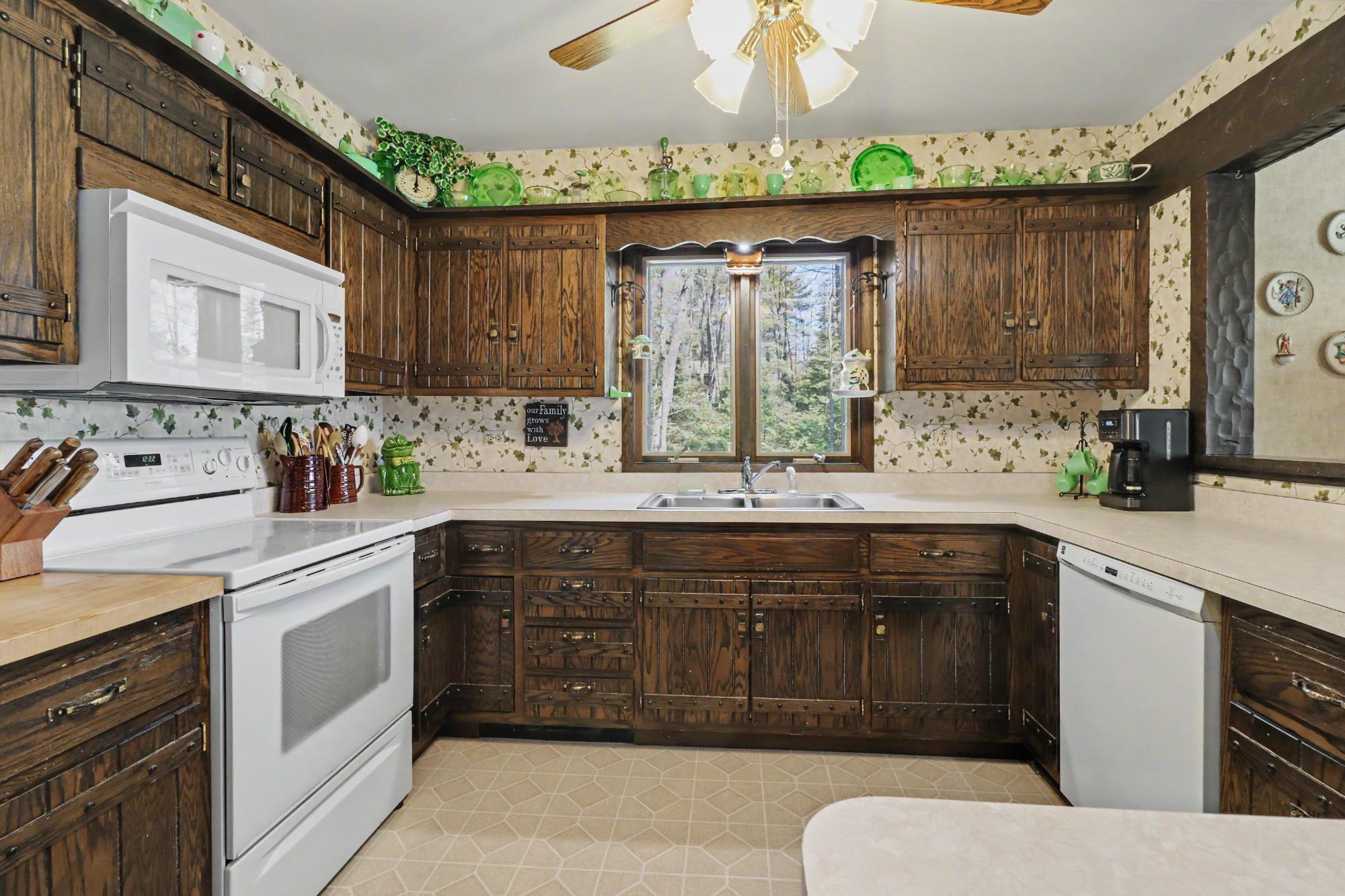 Kildare Lake Property 5584 Broman Ln Photo 8