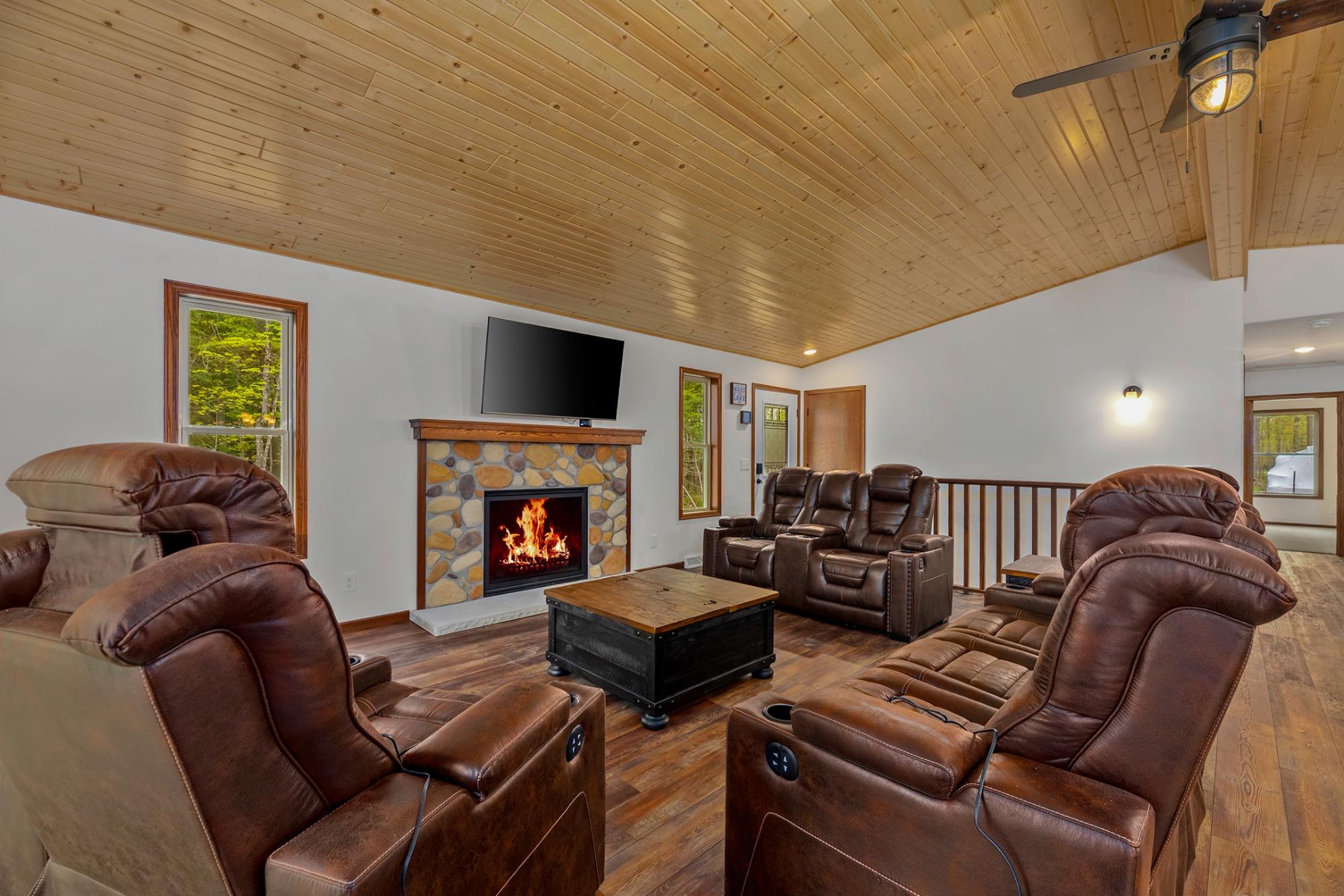 Deer Lake Property 6708 Cessna Ln Photo 10