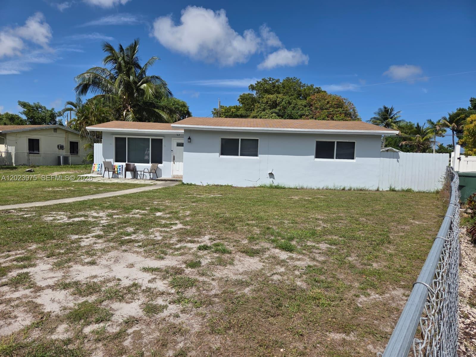 Lauderdale Villas