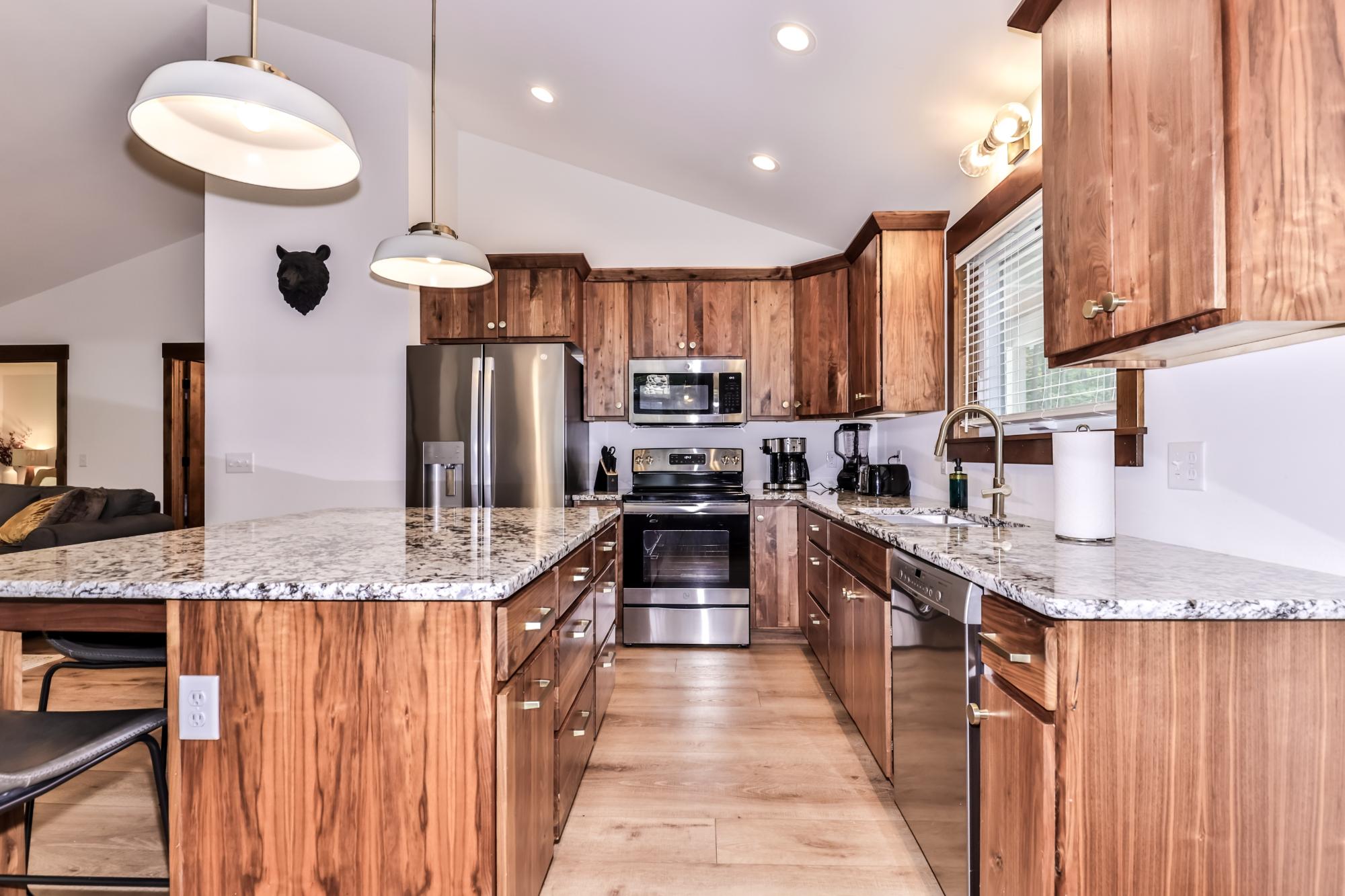 River Property Property 12882 Helms Ln Photo 5