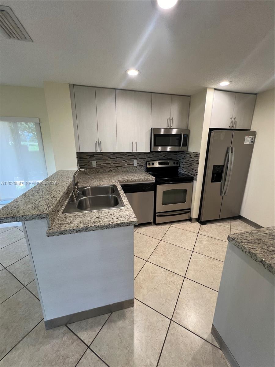 Property photo # 8