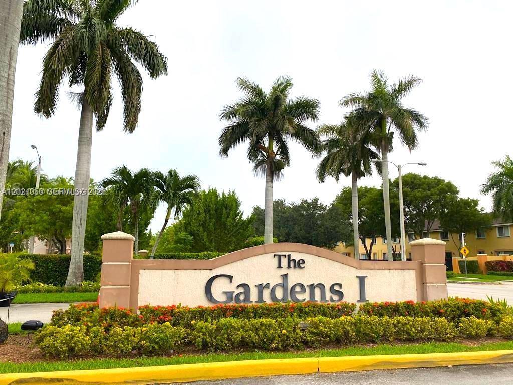 Venetia Gardens Condo