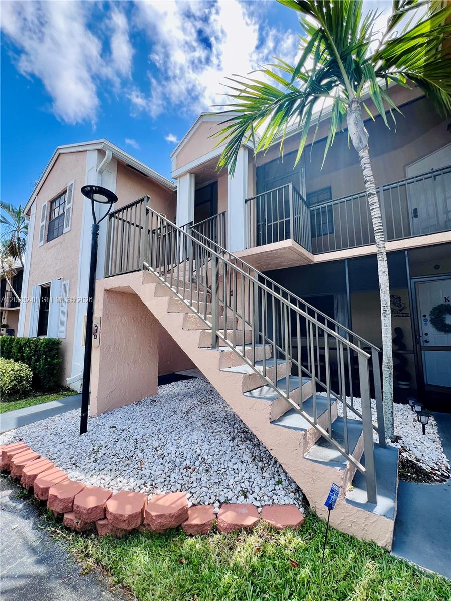 Lakeshore Condo 11