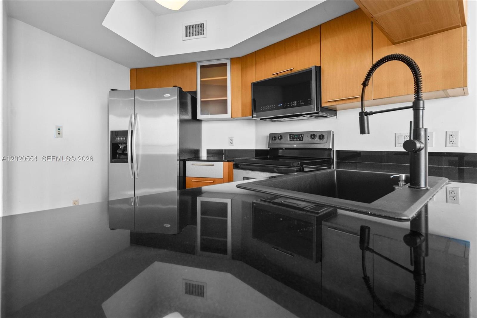 Property photo # 4
