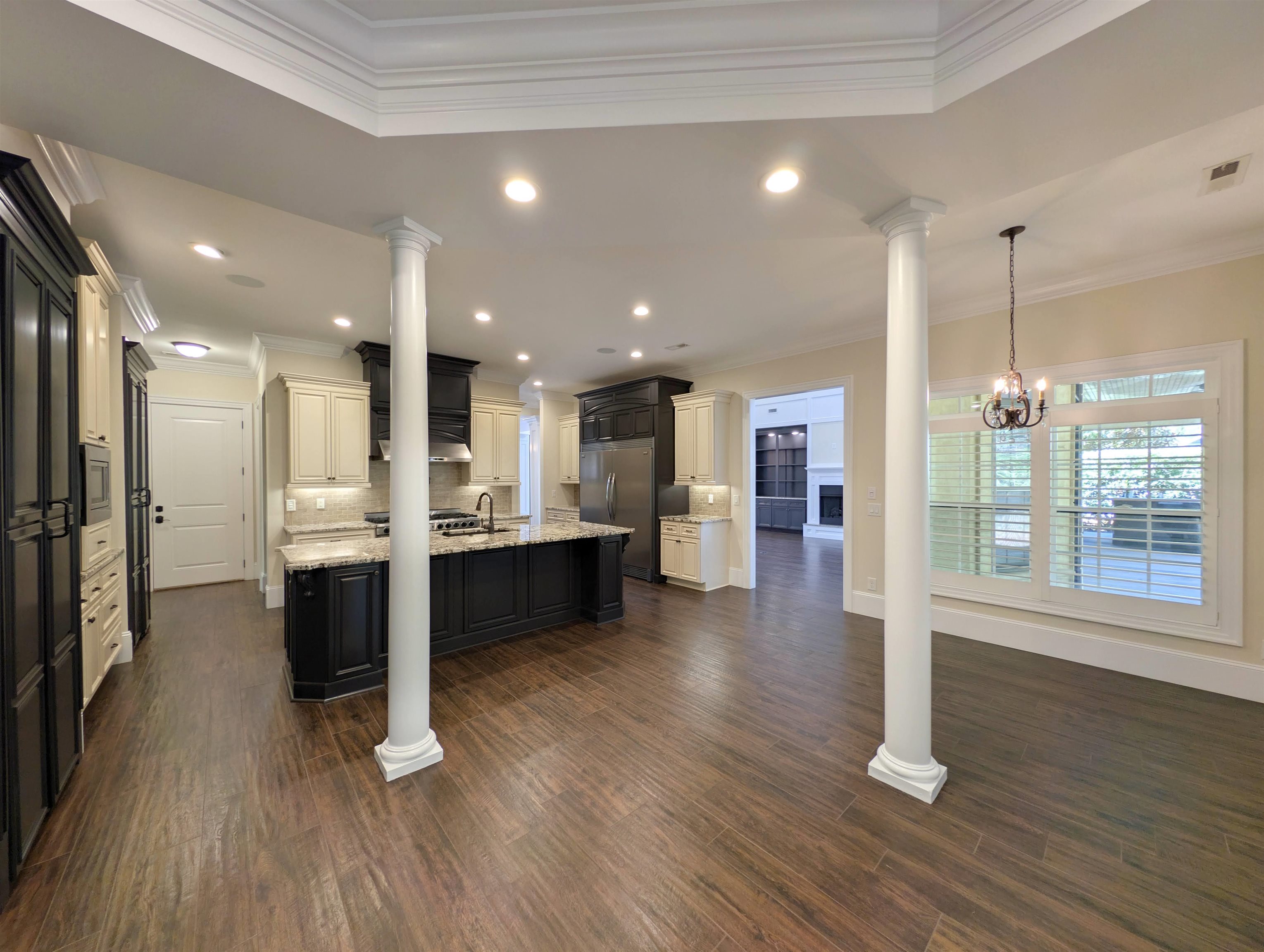 400 Chamberlin Rd. 